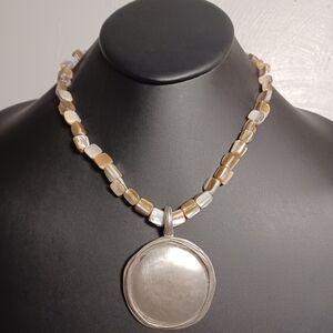 Premier Designs Natural Shell Necklace With Pendant